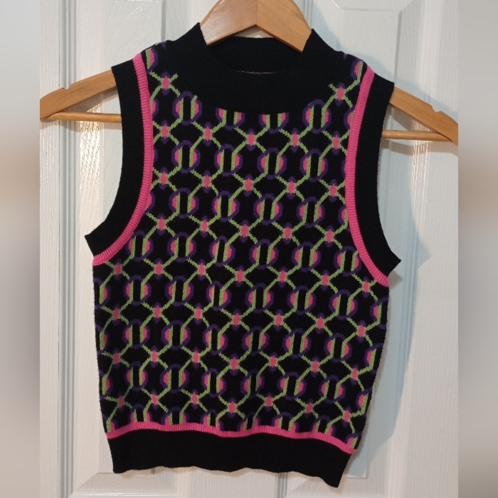 SO Black and Pink Geometric Tank Top